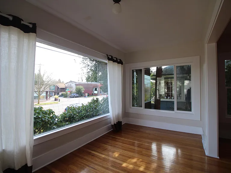 6207 Phinney Ave N — Photo 3