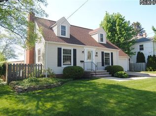 3396 Wooster Rd, Rocky River, OH 44116