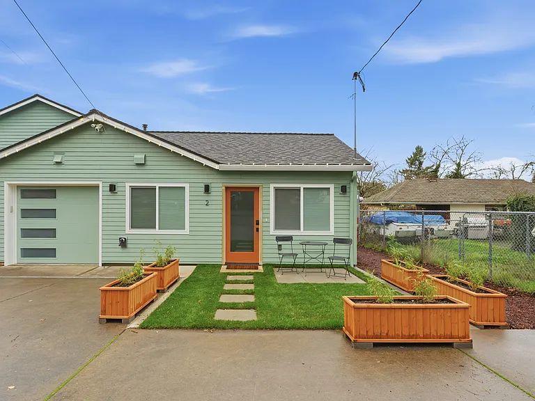 5003 NE Mason St #B-1 — Photo 1