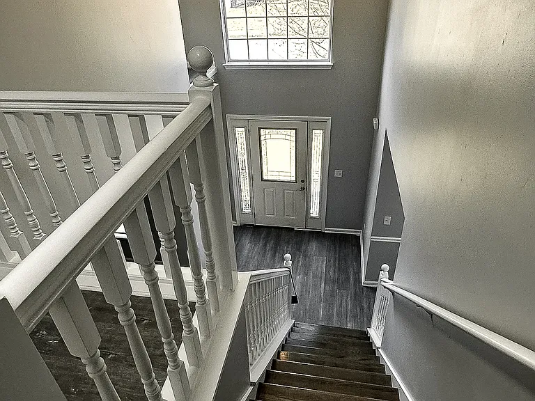 137 Edison Dr — Photo 18