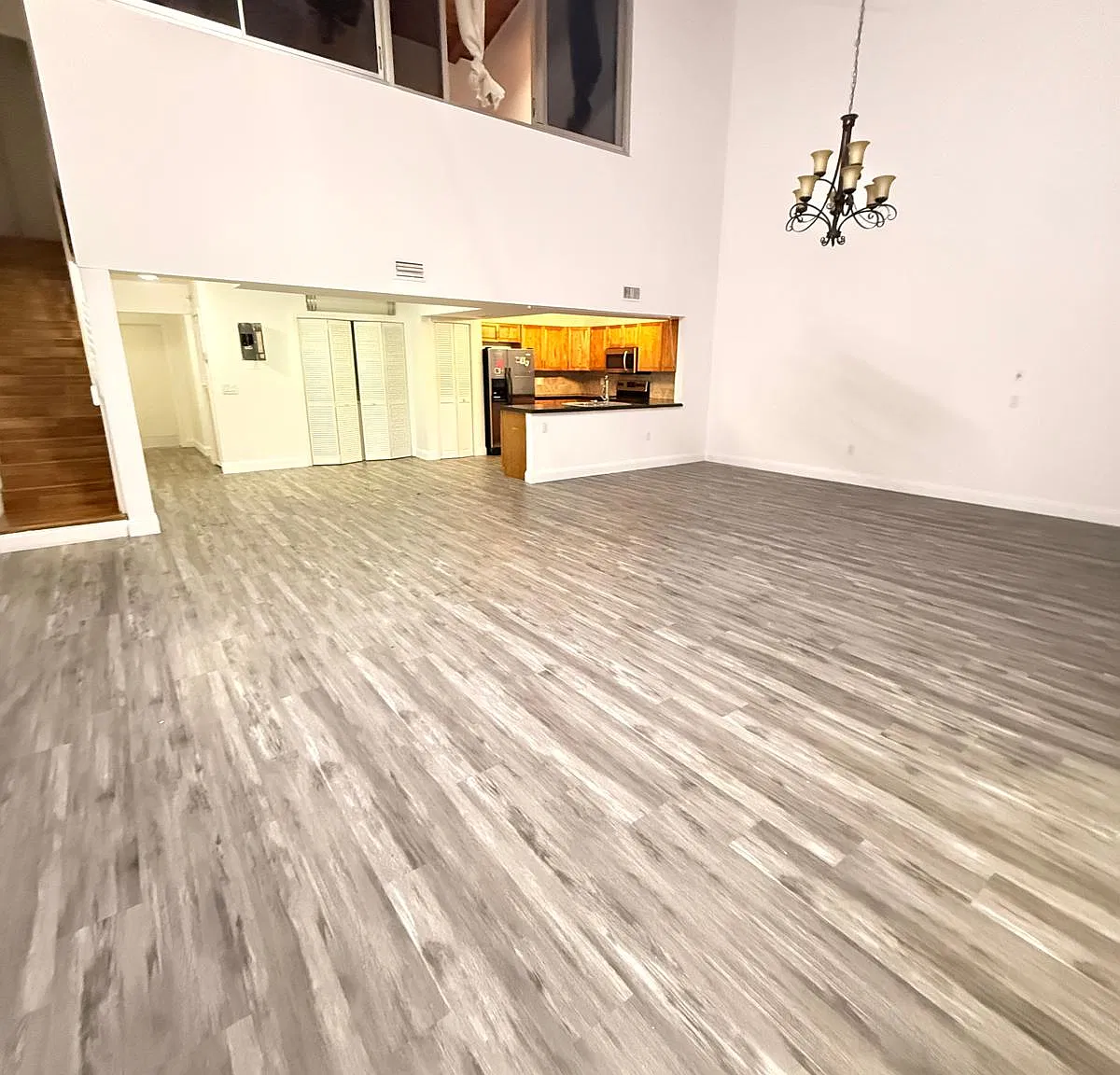 3333 Oak Drive - 1 — Photo 3