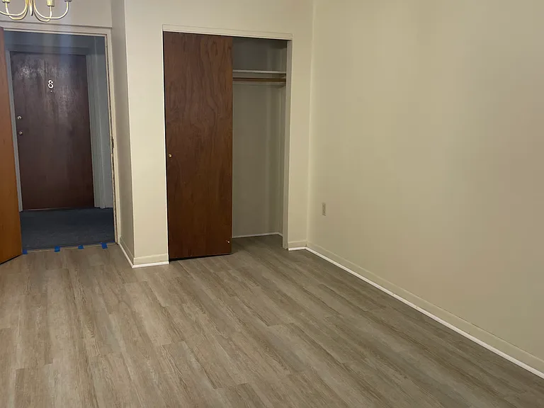 287 Main St #17 — Photo 5