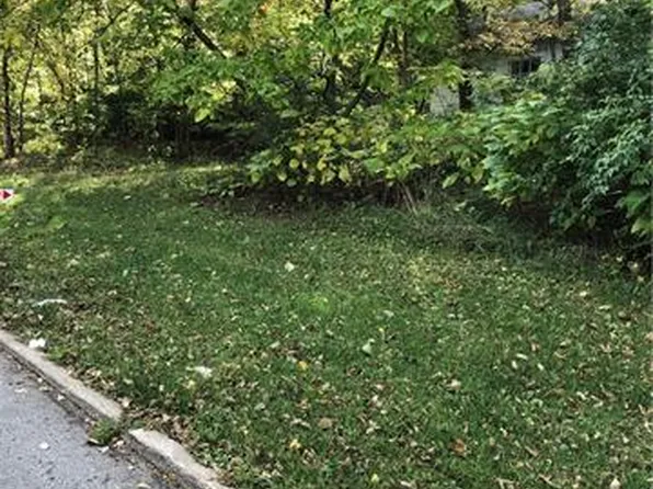 2329 Highland Ave, Kansas City, MO 64108