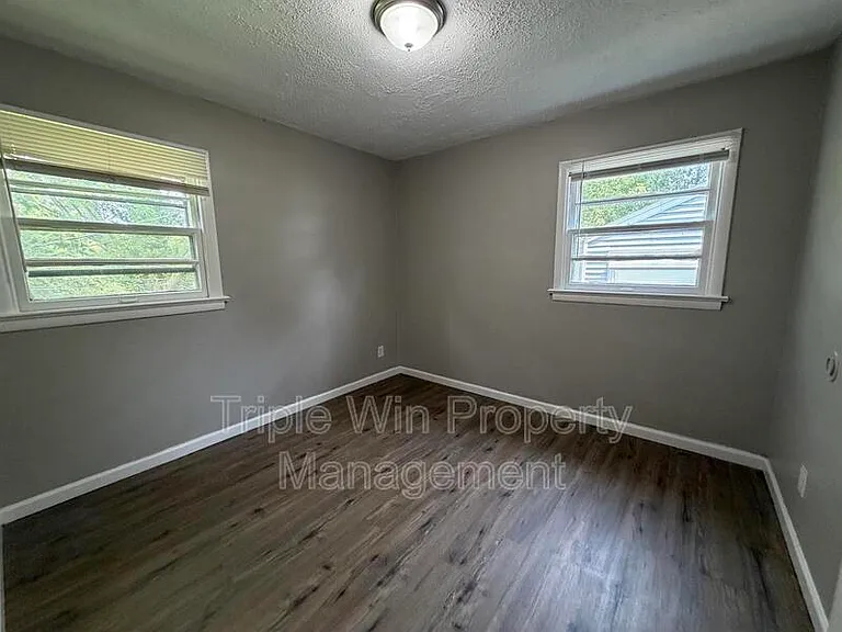 1113 Highmont Dr — Photo 19