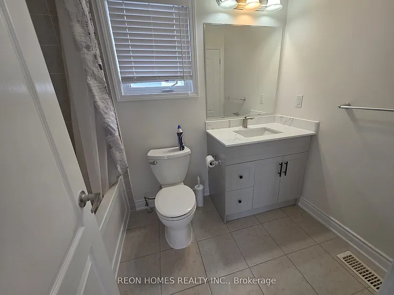 237B Cornell Park Ave #COACH — Photo 9