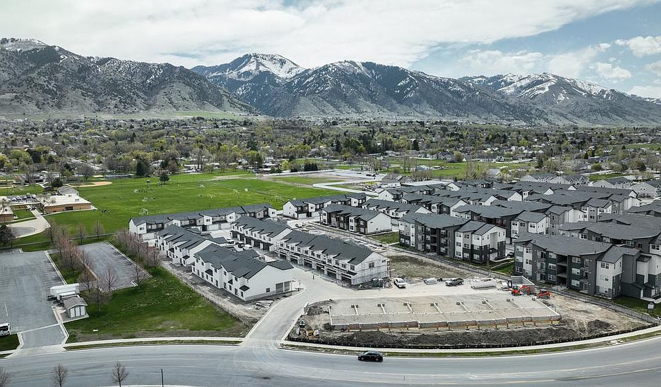 Providence Gateway North (Townhomes) by Visionary Homes in Providence