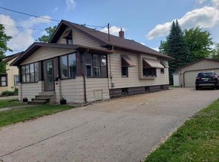 824 N Richmond St, Appleton, WI 54911