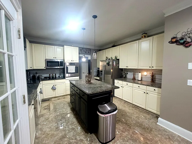 6147 Pritchett Dr — Photo 5