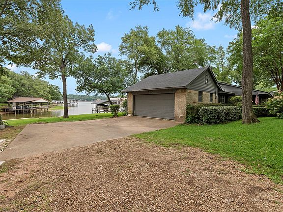 5th image of 111 Deer Island Rd