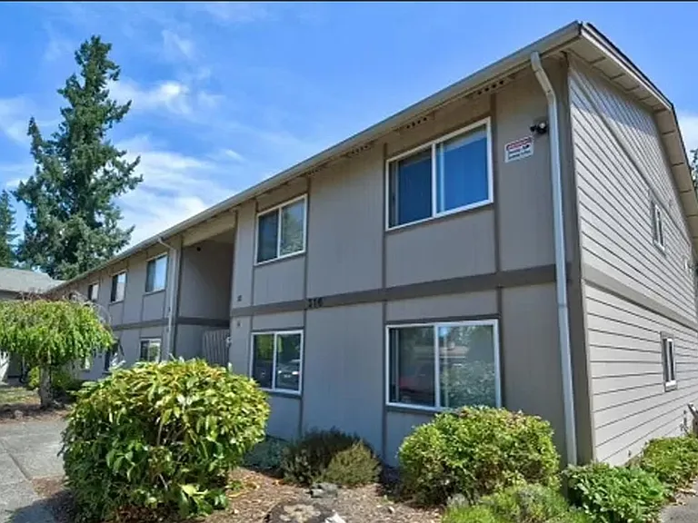 316 Choker St SE #1 — Photo 1