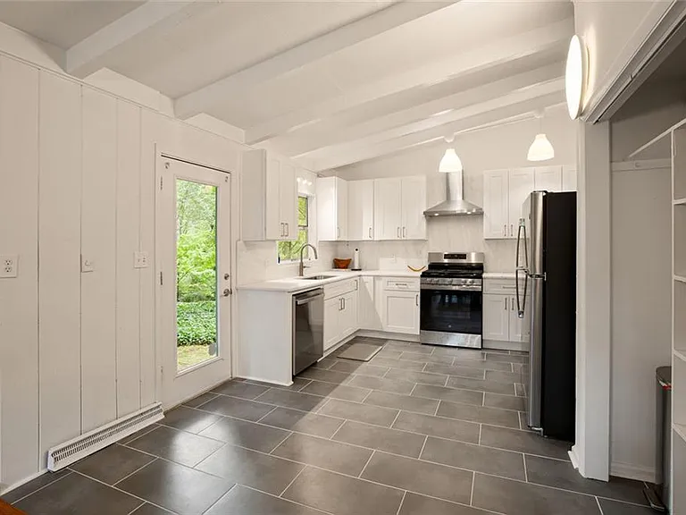 2700 Brook Park Way — Photo 22