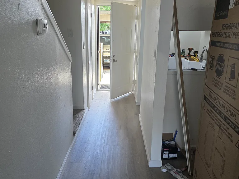 859 Nutmeg Pl #3 — Photo 5