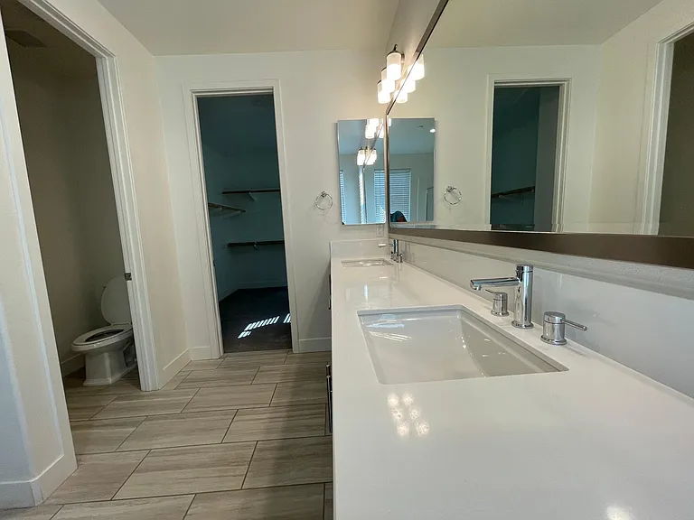 12256 Chorus Dr — Photo 21