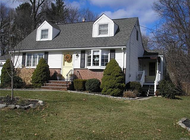 1st image of 335 Manor Blvd