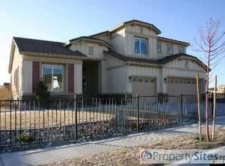 6679 Fabric Dr, Sparks, NV