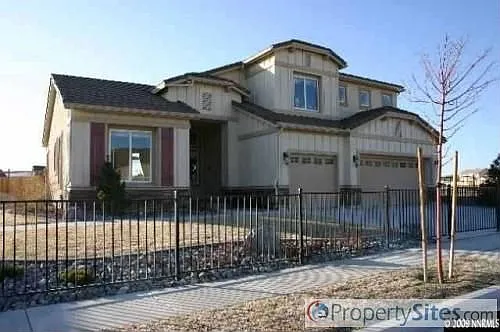 6679 Fabric Dr photo 1