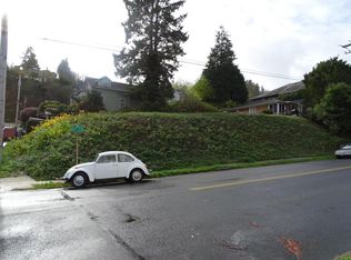 259 4th St, Astoria, OR 97103