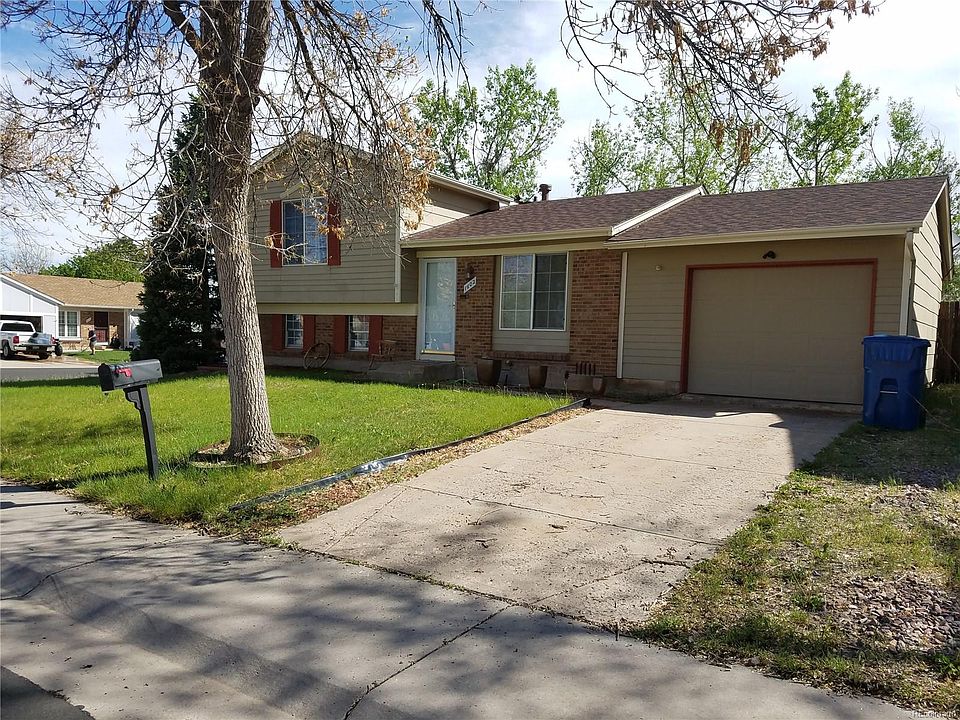 2nd image of 1602 S Walden Ct