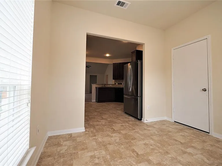 3314 Madison Elm St — Photo 9