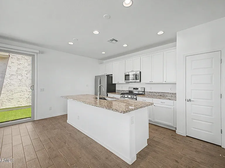14690 W Sand Hills Rd — Photo 9