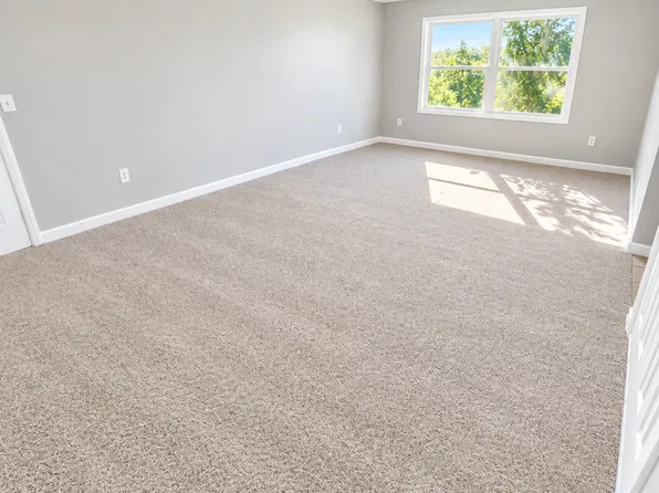 106 Project Rd, Troy, NY