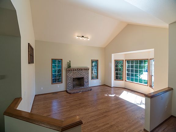 Hardwood floors & Mason Fire