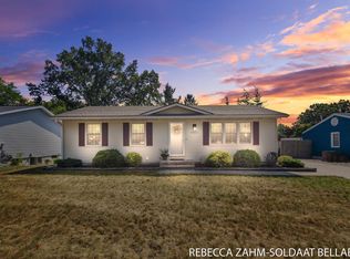 3520 Auburn Ave NE, Grand Rapids, MI 49525