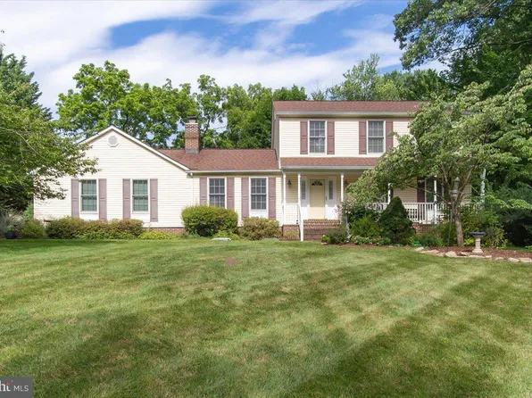 5528 Woodlyn Rd, Frederick, MD 21703
