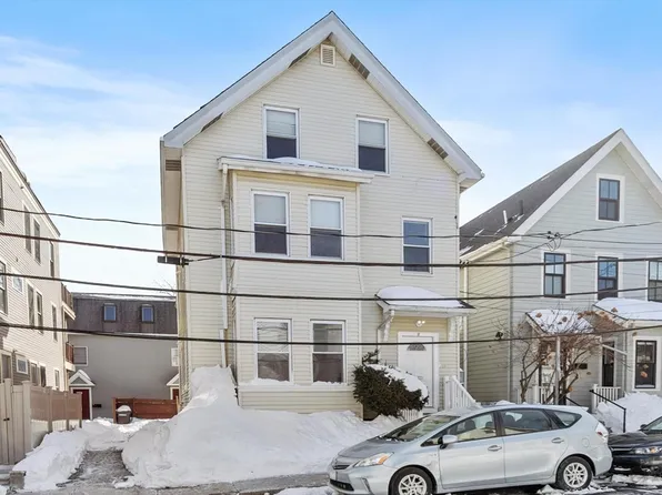17 Buckingham St #2, Somerville, MA 02143