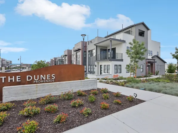 141 10th St, Marina, CA 93933