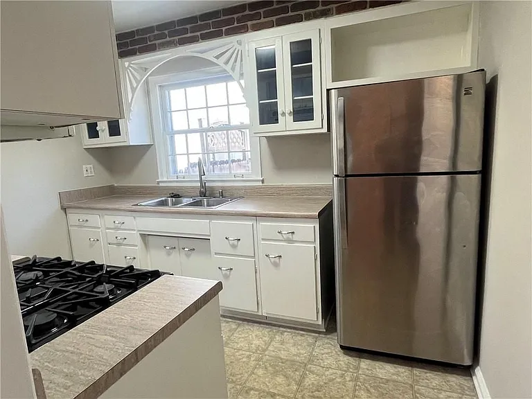 1192 Kingsley Cir — Photo 13