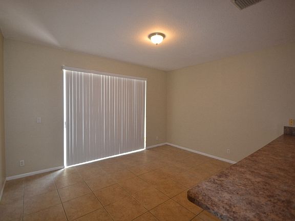 5th image of 4294 Lake Lucerne Cir