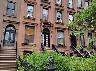 13 3rd Pl, Brooklyn, NY 11231