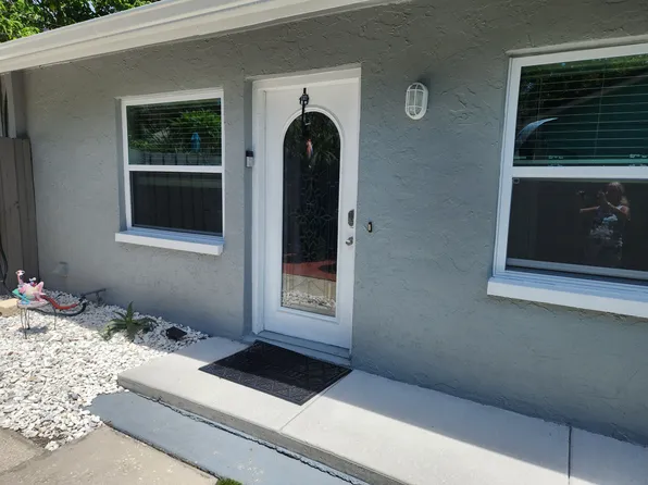 865 7th St S #2, Safety Harbor, FL 34695