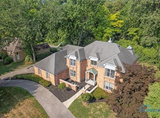 2949 Secretariat Rd, Toledo, OH 43615