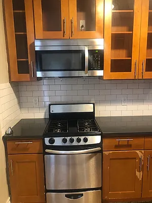 Rented by Alexander Bilu, LREB | media 17