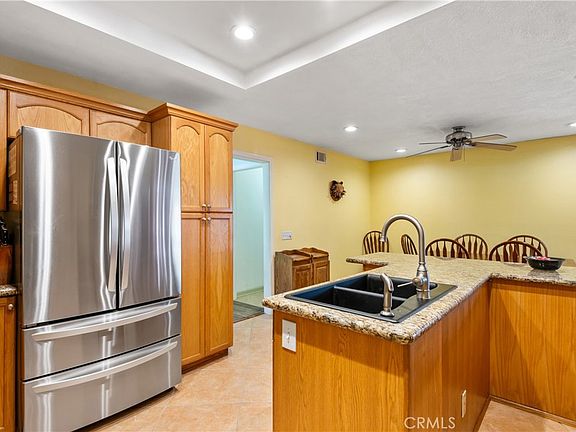 3rd image of 7441 Mesada St