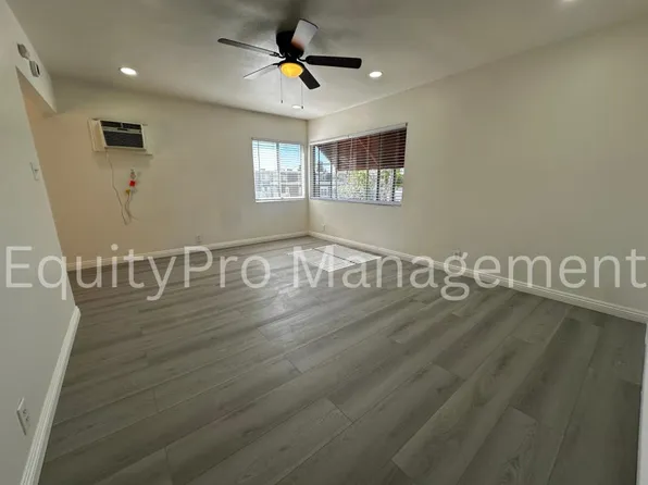 7252 Newlin Ave, Whittier, CA 90602