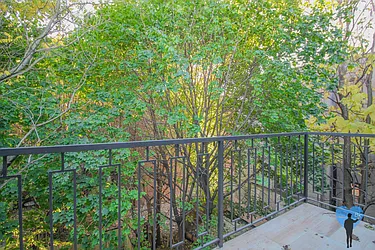 Rented by Next Door Realty NYC
