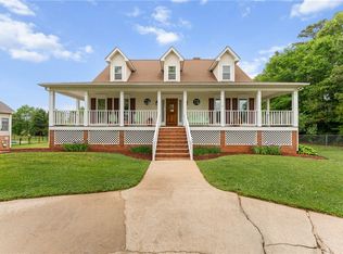 121 Sun Chase Dr, Easley, SC 29642
