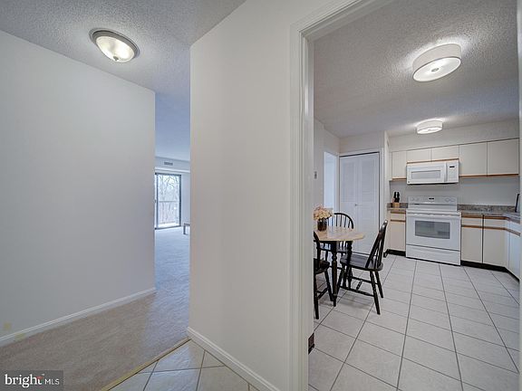 4th image of 3800 Powell Ln APT 727