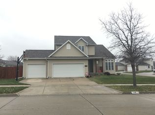 7440 S 19th St, Lincoln, NE 68512