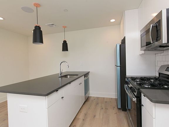 3rd image of 2431-2435 Frankford Ave #1