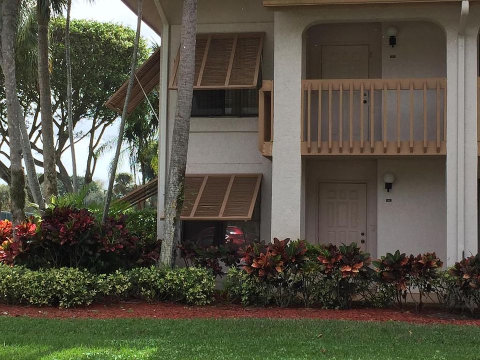 1st image of 10118 Mangrove Dr APT 101