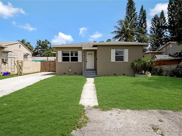 121 SE 5th Ave, Boynton Beach, FL 33435