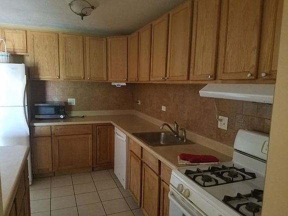 3rd image of 1085 Knoll Ln APT 307