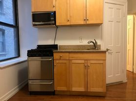 240 E 13th St, New York, NY
