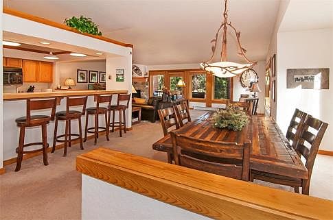 3rd image of 929 Northwood Blvd #14