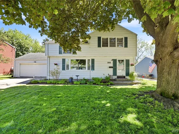 381 Cadman Dr, Williamsville, NY 14221