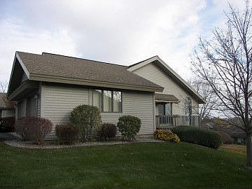2nd image of 3914 Cherry Hills Pl